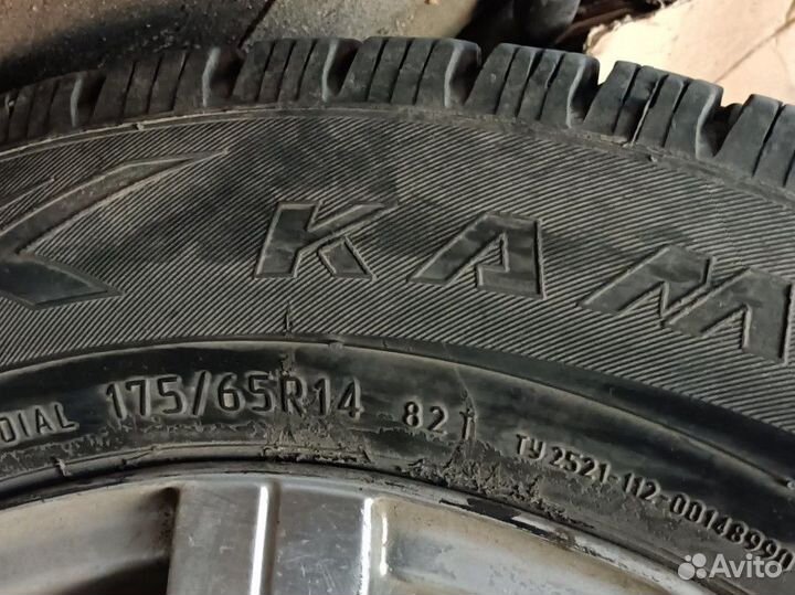 Диски литые r14 с резиной на Ваз