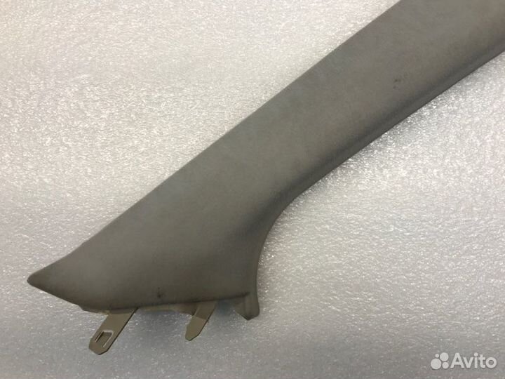 Обшивка стойки правая Ford Mondeo седан 2.3 2010