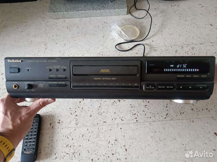 Cd проигрыватель Technics SL-PG590