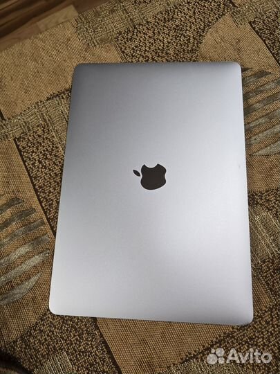 Macbook air 13 m1 8/512