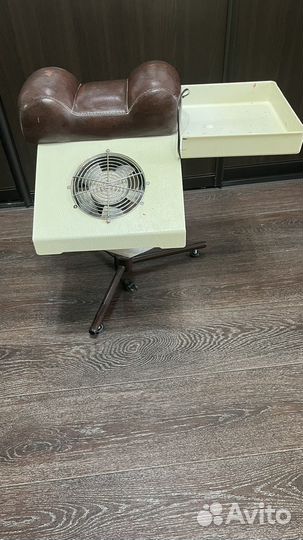 Подставка- пылесос для педикюра