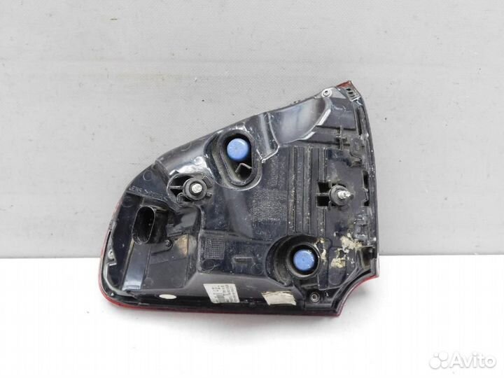 Фонарь задний внутренний левый Porsche Cayenne