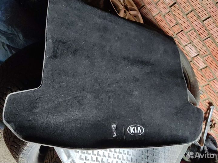 Коврик в багажник