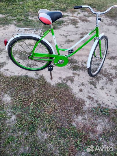 Колеса к дамскому велосипеду бу