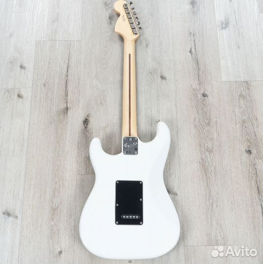 Электрогитара Fender Stratocaster USA + Аксессуары