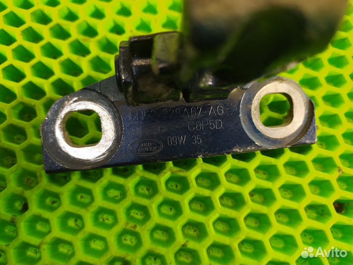 Петля двери левой верхняя L Land Rover Freelander