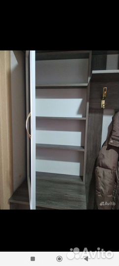 Шкаф
