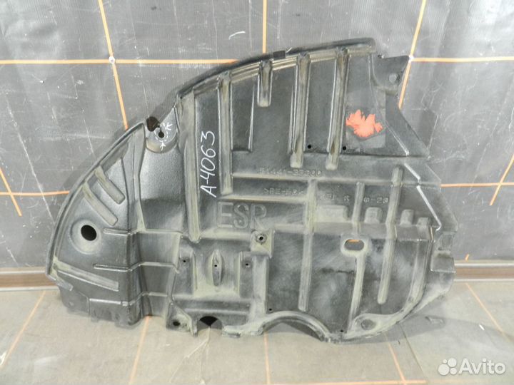 Пыльник двигателя правый - Lexus ES 6