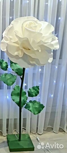 Ростовые цветы, торшер
