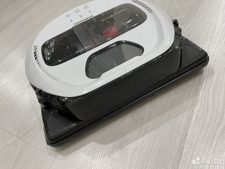 Робот пылесос samsung SR10M7010UW