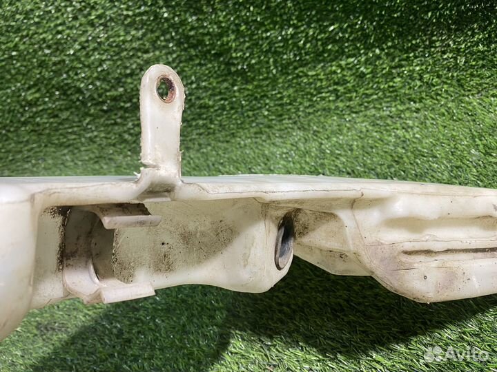 Бачок омывателя audi a4 b8