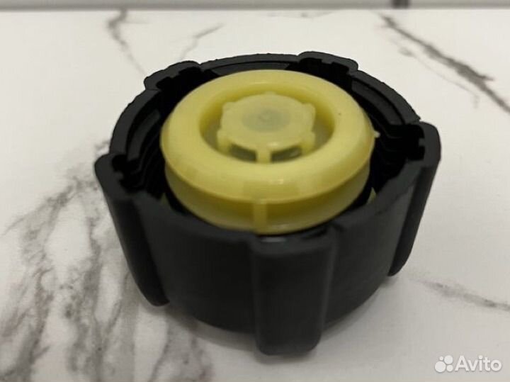 Крышка антифриза Renault Logan Sandero Largus