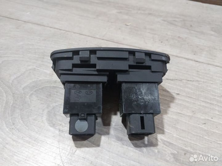 Кнопки подогрева сидений Hyundai Tucson 1 JM