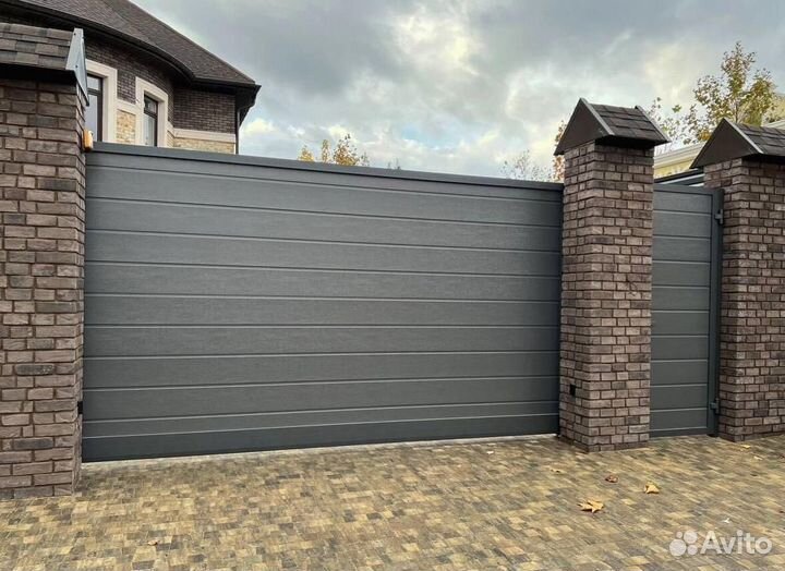 Секционные ворота