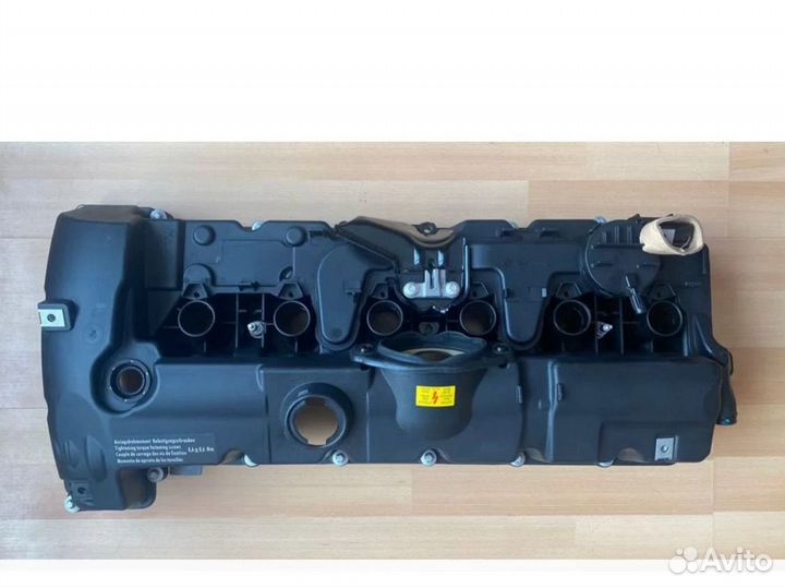 Клапанная крышка n52b30