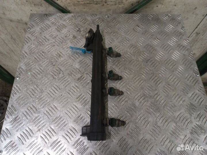 Форсунки топливные Volkswagen Bora 1.6 8V AKL