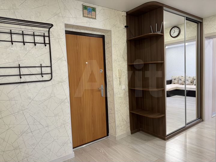 2-к. квартира, 58 м², 9/10 эт.