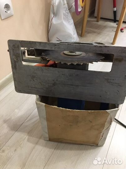 Пила электрическая