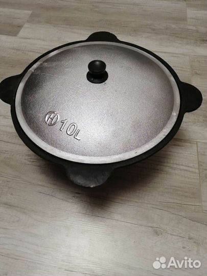 Казан чугунный