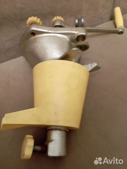 Соковыжималка ручная шнековая сб-4 СССР