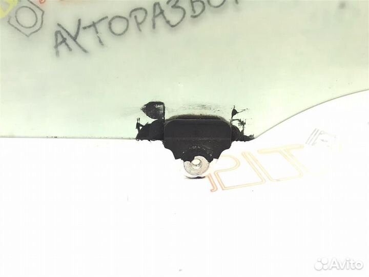 Стекло двери переднее левое Honda Insight (ZE2) 2