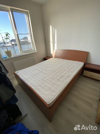 Кровать двухспальная