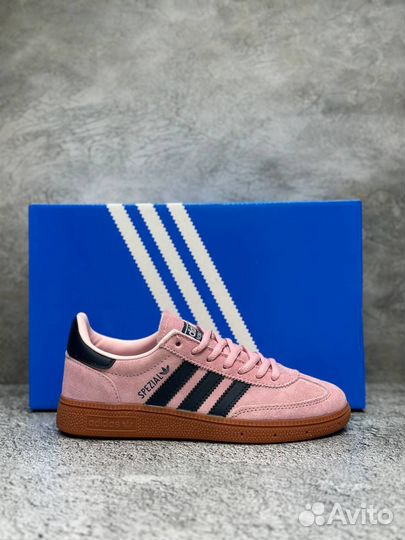 Кроссовки adidas spezial pink