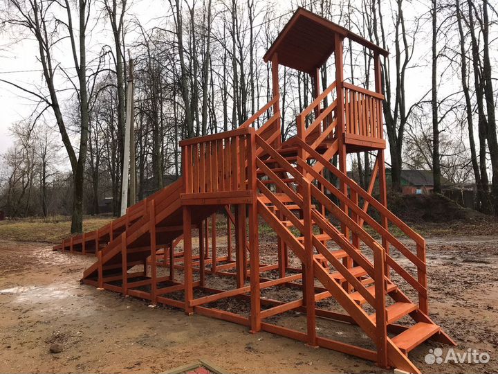 Зимняя горка, деревянная горка