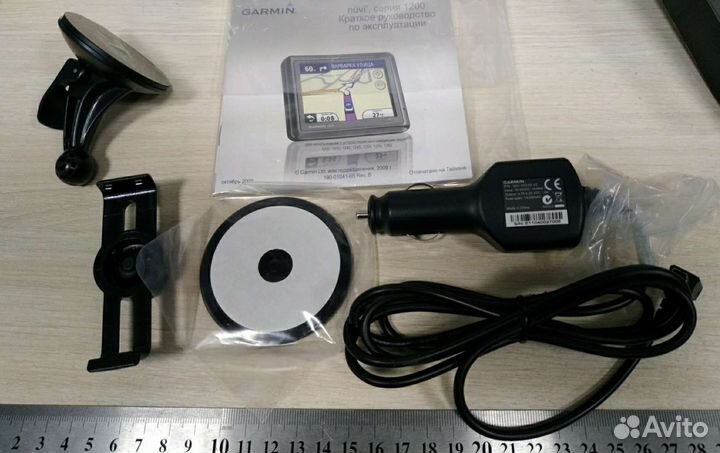 Коробка с зарядкой от навигатора Garmin