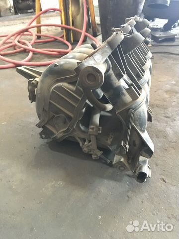 Коллектор впускной Mazda 3 BK АКПП