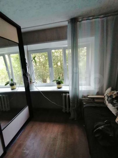 Комната 12 м² в 5-к., 3/5 эт.