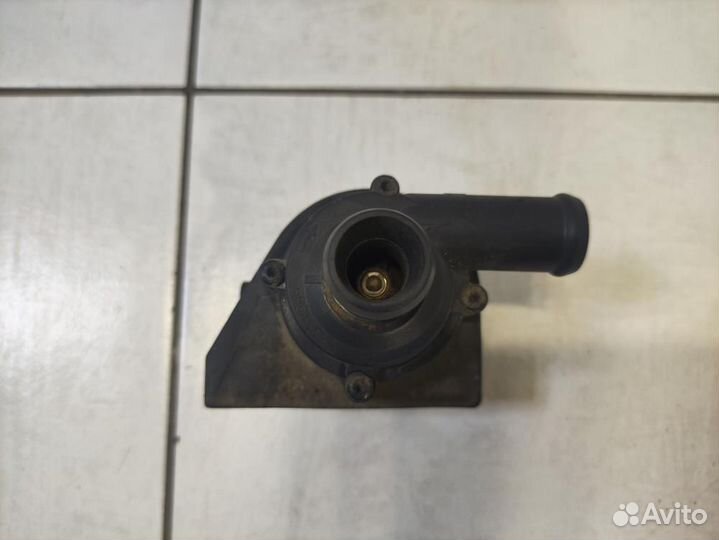 Насос водяной помпа Skoda Octavia A5 1Z- 2004-2013