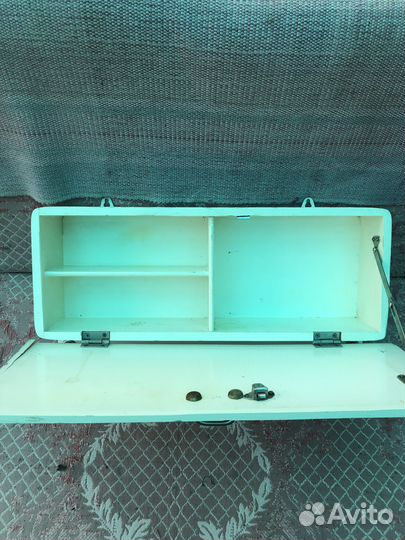 Полка для ванной комнаты продаю