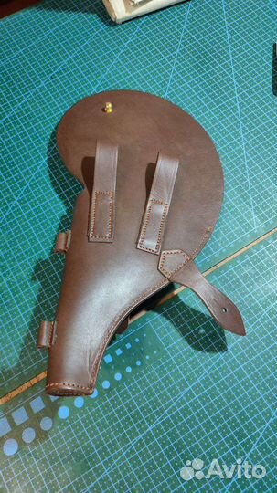 Кобура для нагана из кожи