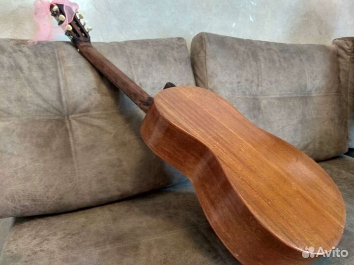 Гитара семиструнная