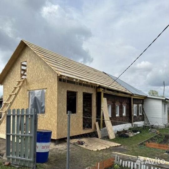 Бригада строителей