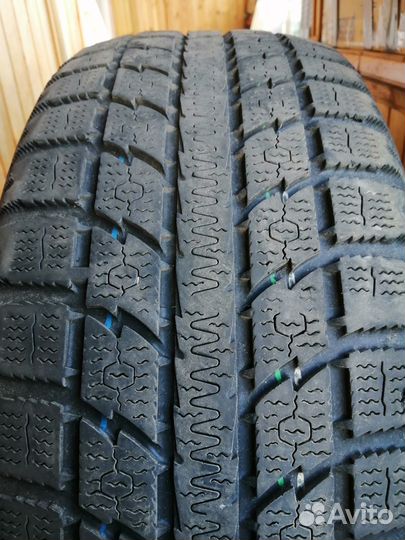 Toyo Observe GSi-5 205/55 R16 94T