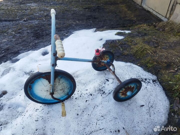 Трехколесный велосипед СССР