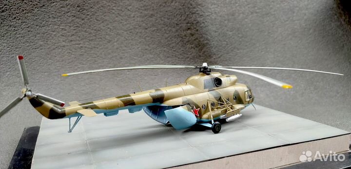 Модель вертолет Ми-8т