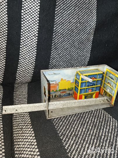 Игрушка СССР Гараж