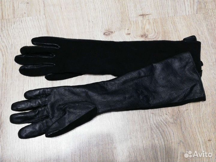 Перчатки