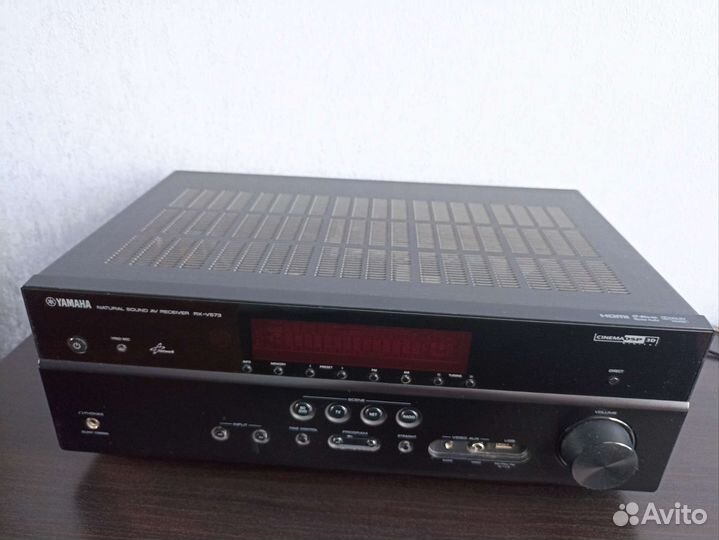 AV-ресивер Yamaha RX-V573