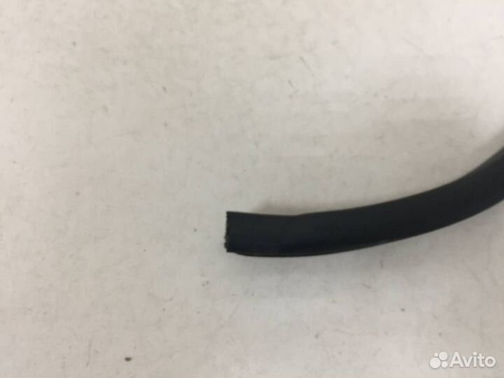 Уплотнитель проема двери передней правой Kia Ceed