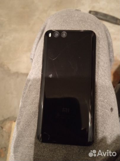 Xiaomi Mi 6, 6/64 ГБ