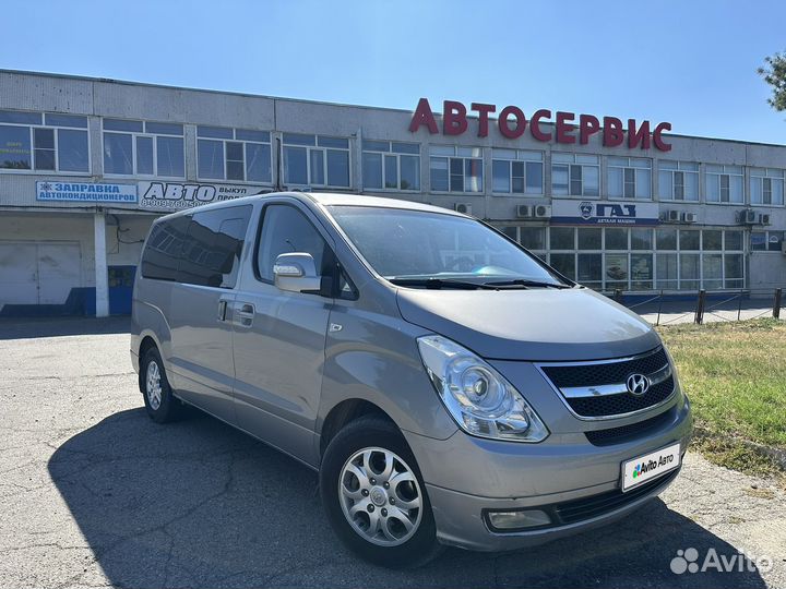 Hyundai Grand Starex 2.5 AT, 2012, 220 000 км