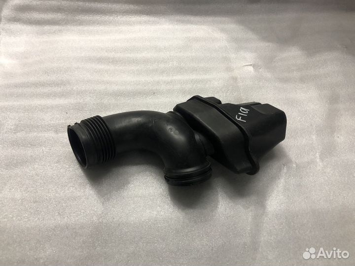 Вспукной патрубок BMW E85