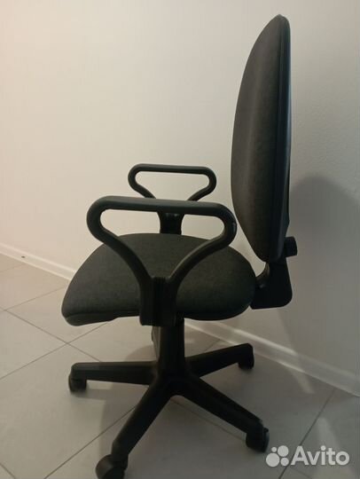 Компьютерное кресло