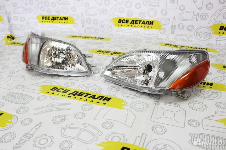 Фара Toyota Platz /Echo 99-02