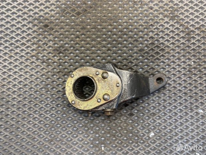 Трещетка тормозная левая