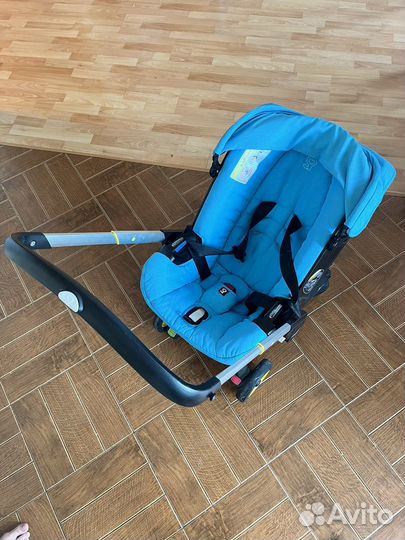 Автолюлька с шасси doona